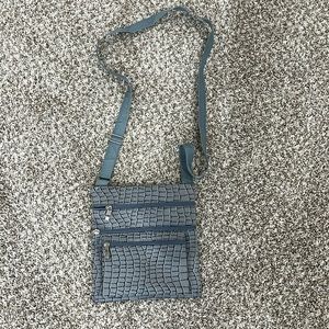 Crossbody purse